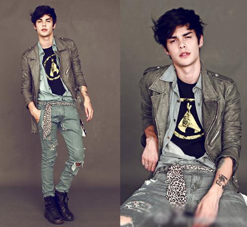 ��ɫƤ�£�ˣ��玛��һ��