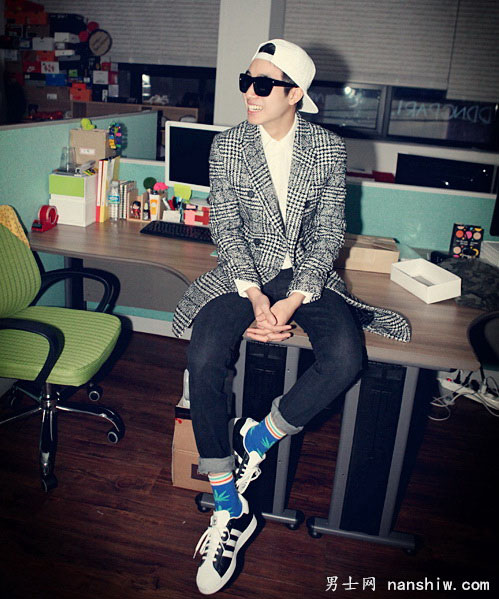 ��(j��ng)�֮Մ����Ʒ���´�����β��܉���ӳ���