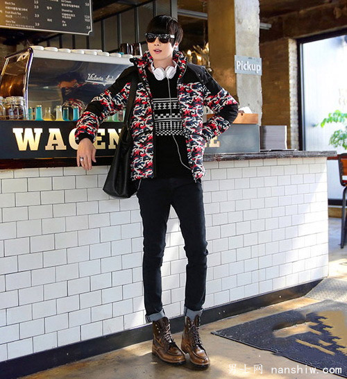 ��Ӳ��b���ģ�2015���D(zhu��n)���b�Բʴ���