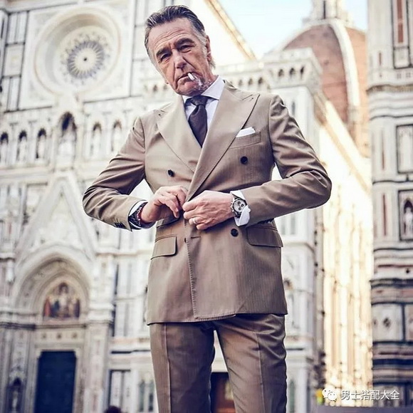 ��(du��)�ɫ�����ܰ����b�����ഺ�r(sh��)�и�