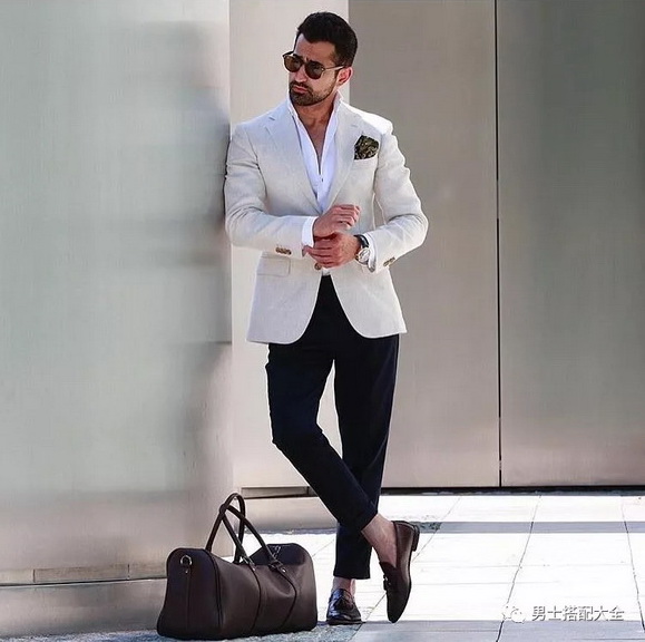 ���ɫ�����ܰ����b�����ഺ�r�и�