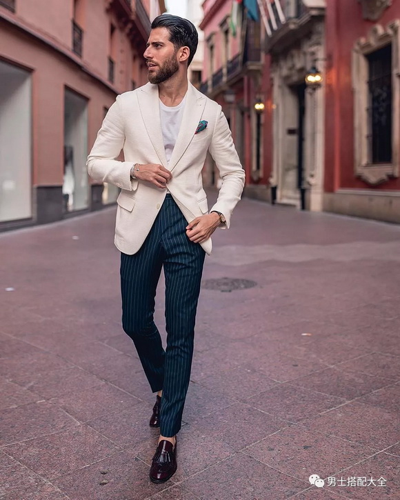 ���ɫ�����ܰ����b�����ഺ�r�и�