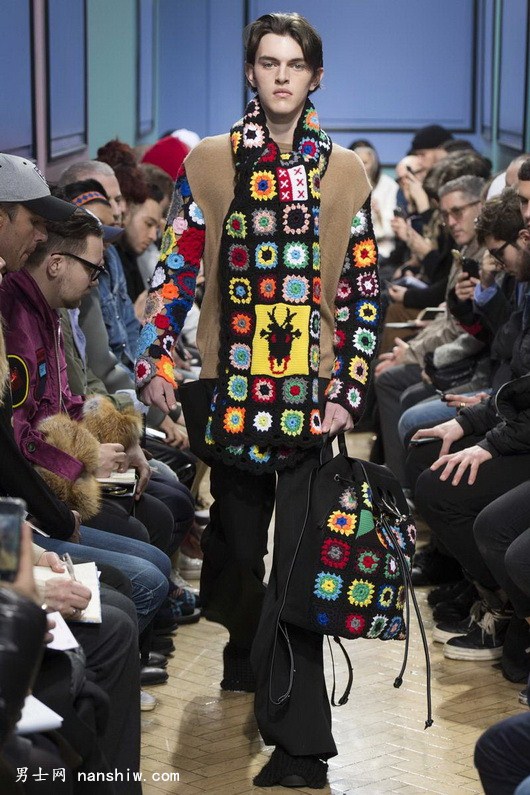 J.W.Anderson 2017/2018�ﶬ�������b�����������wСͯ��