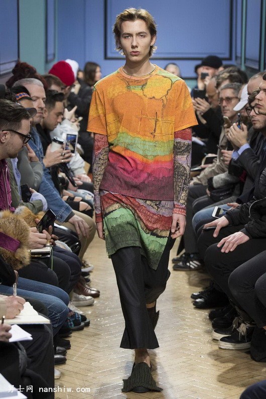 J.W.Anderson 2017/2018�ﶬ�������b�����������wСͯ��