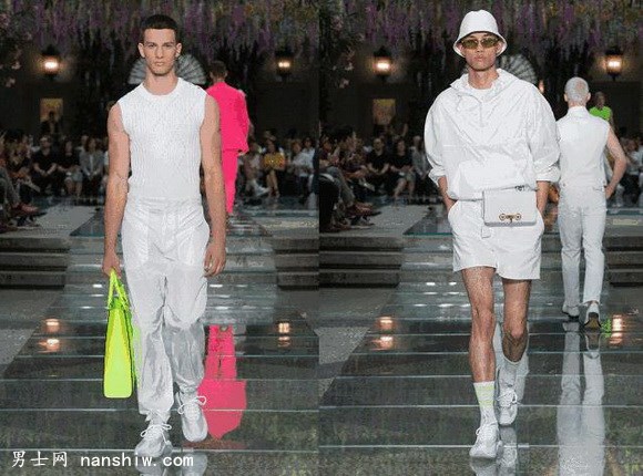 Versace��˼��2019�������bϵ��| ጷ����ɞ�Ó�ğoη����