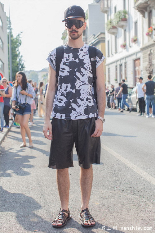 ���˴������������󿧂��������׌�r���j����