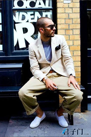 һ���׃�W������ Holdס����