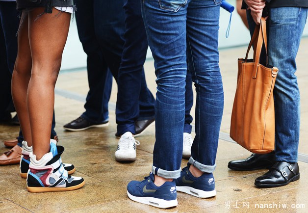 ���ｻ�Q�� �~�s�������b����