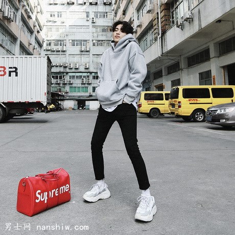 �ﶬ�n�漃ɫ�ӽq�Ӻ���L(f��ng)�Bñ�l(w��i)��8ɫ