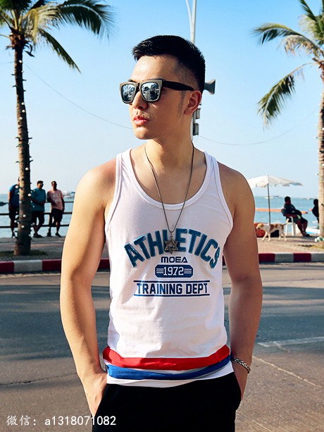 ������ĸ�o(w��)��ײɫ���걳��