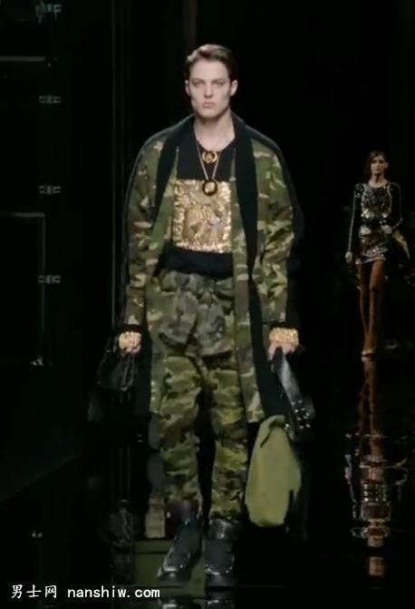 �͠���Balmain Fall Winter 2017 Menswear Show