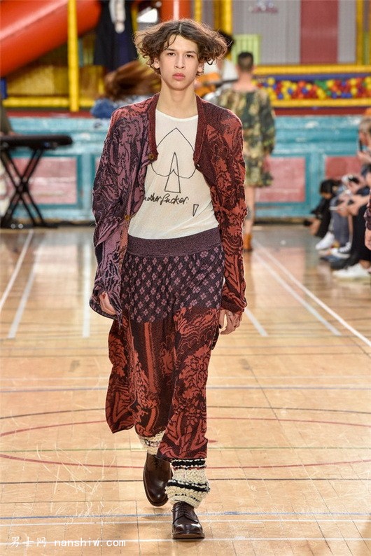 ���| Vivienne Westwood���S�S�����f˹����£�2018�������b