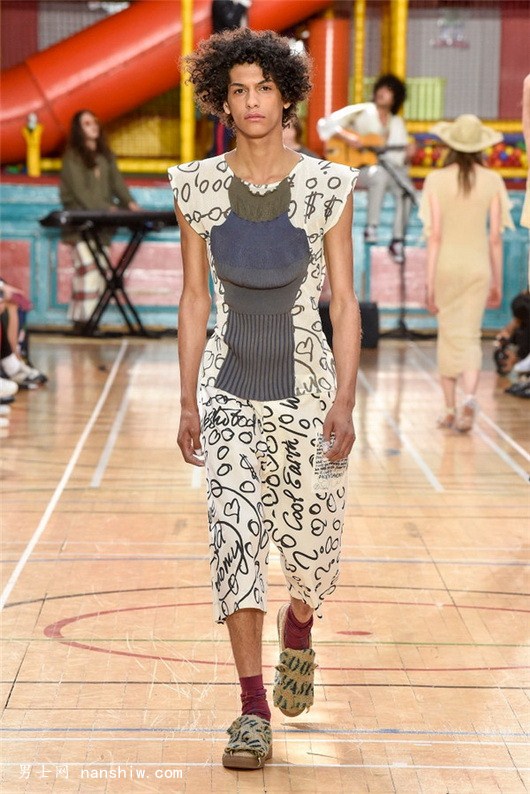 ���| Vivienne Westwood���S�S�����f˹����£�2018�������b