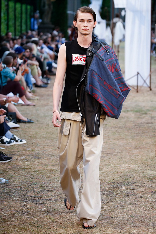 ���| J.W. Anderson 2018�������b��