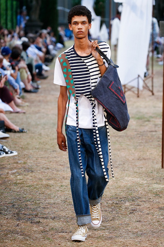 ���| J.W. Anderson 2018�������b��