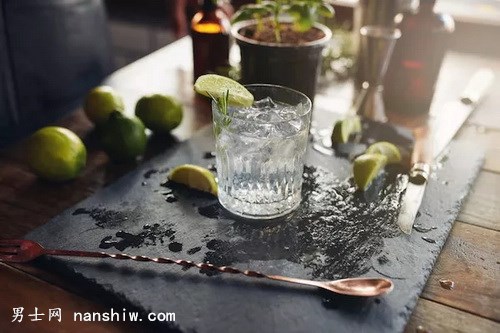 100Ԫ����������Щ�úȵľƣ�