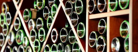 ͨ�^(gu��)ƿ�װ����Д�پƣ����V����