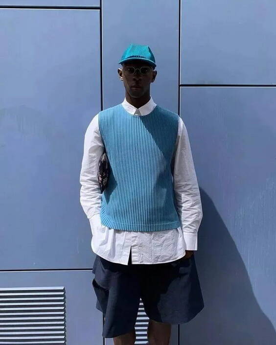 ���D(zhu��n)ɫ| �W(xu��)�r(sh��)�в���Ndjolijean����ɫ��������ɫ�ʴ����_(d��)��